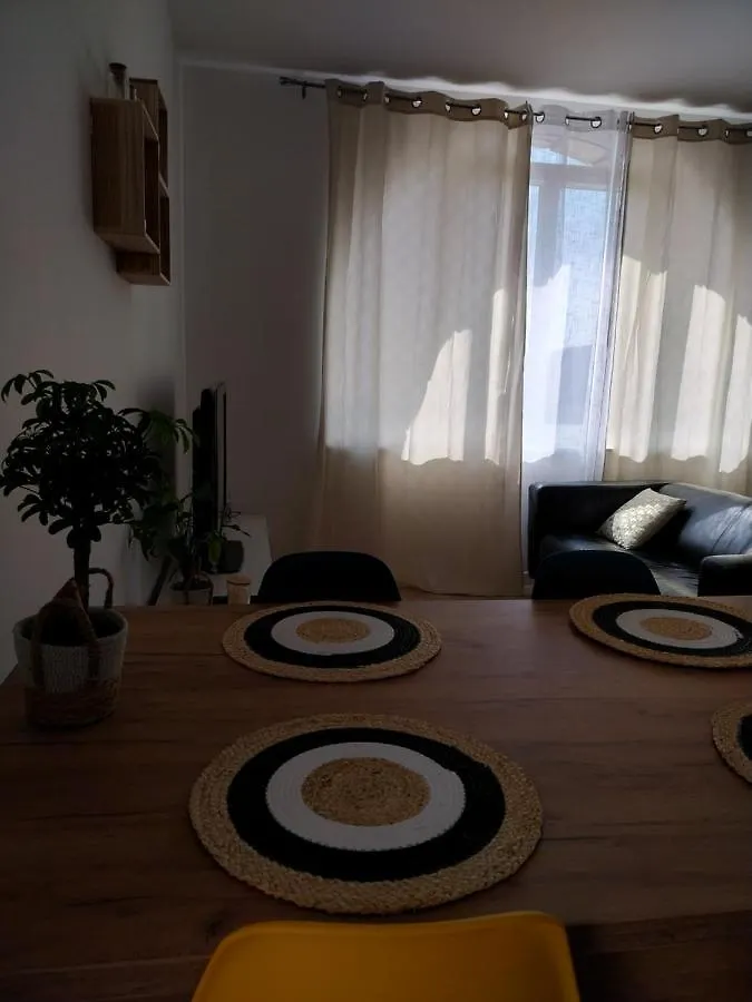 Appartement Sur Vals Les Bains 0*, Vals-les-Bains France