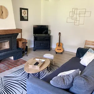  Hébergement de vacances Authentique Maison De Pecheur France